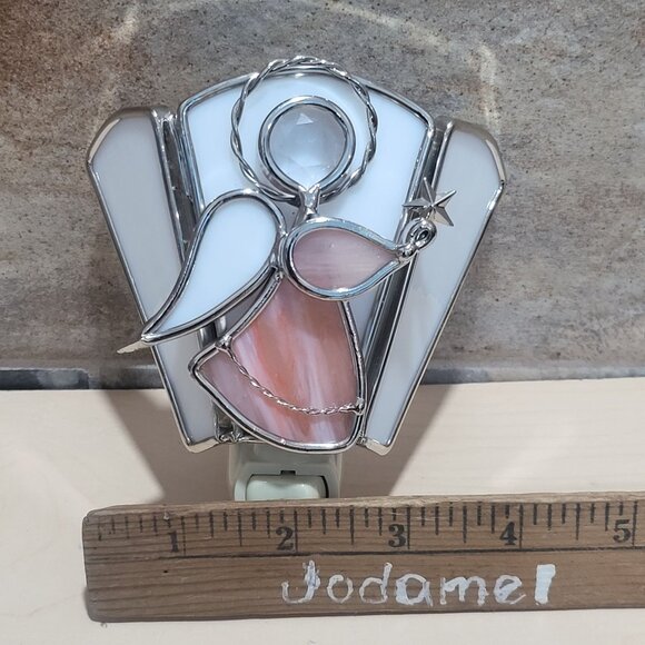 Stained Glass Angel Plug In Nightlight Pink White Silver Plate Finish - Picture 9 of 14